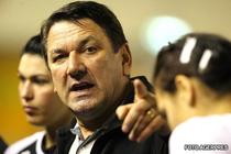 Radu Voina, selctionerul nationalei de handbal feminin