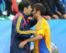 Piturca il incuraja pe Mutu dupa ce a ratat penalty-ul in meciul cu Italia