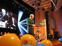 Lansarea PD-L cu cantec. Fotogalerie Hotnews.ro 