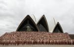 5.000 de oameni in fata operei din Sydney, in prima zi de toamna