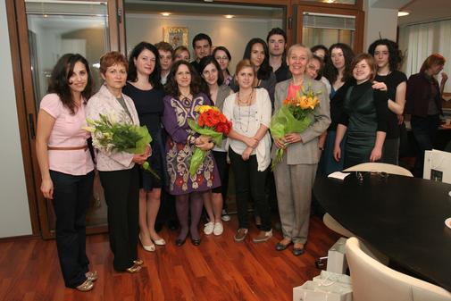 ceremonie nominalizare poza grup