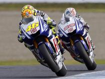 Duel intens intre coechipierii de la Yamaha