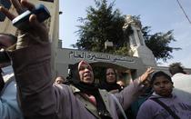 Un egiptean si-a dat foc in fata Guvernului din Cairo, un altul s-a autoincendiat in apropiere de Farul din Alexandria