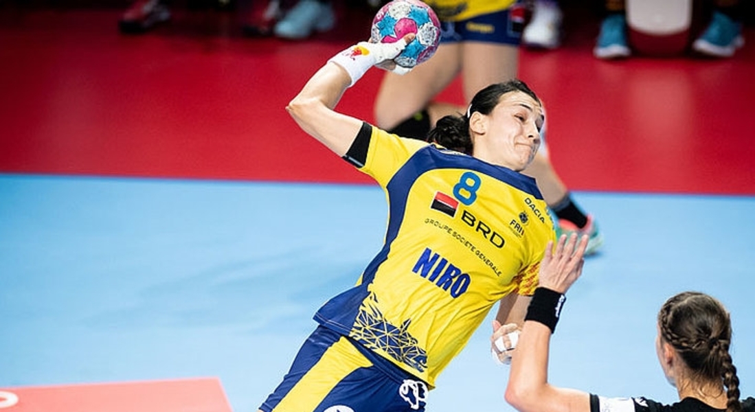 Handbal feminin: România, foarte aproape de Campionatul Mondial (33-22 vs Macedonia de Nord)