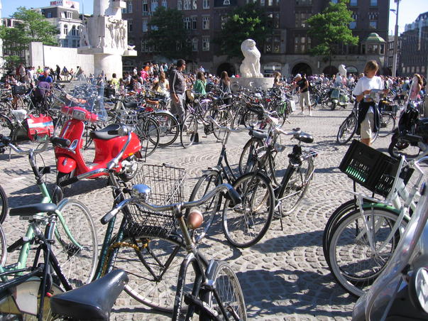Din amintirile unui turist fericit: Bicicletele din Amsterdam 2