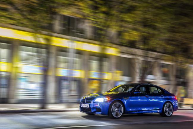 BMW M5 - un sedan gata de intrecere cu Ferrari si Porsche