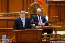 Victor Ponta si Traian Basescu, la sedinta solemna din Parlament