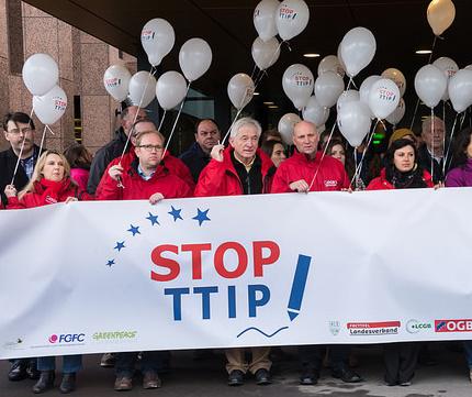 Manifestatie STOP TTIP la Luxemburg