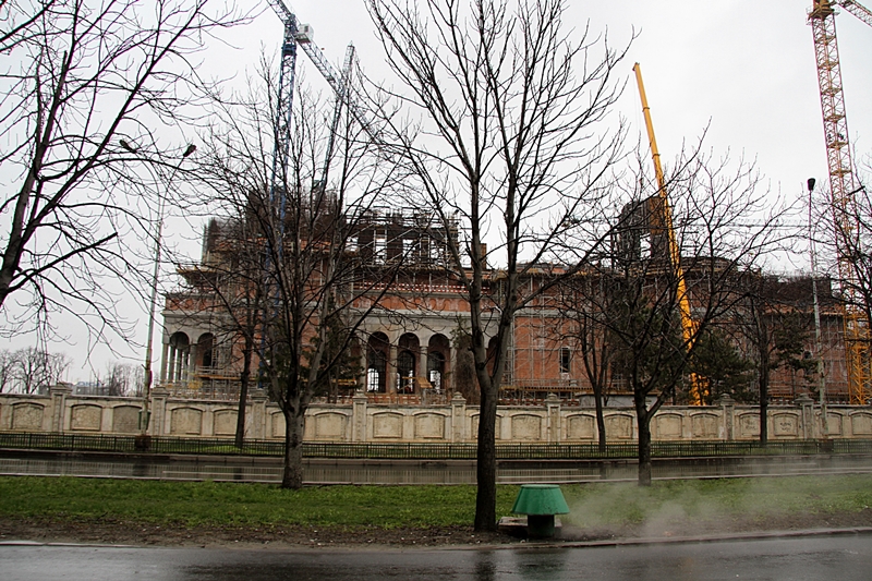 FOTOGALERIE Cum au evoluat la Catedrala Mantuirii Neamului in ultimii 4 ani - HotNews.ro