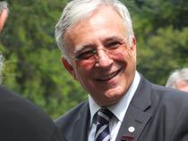 Mugur Isarescu, guvernatorul BNR
