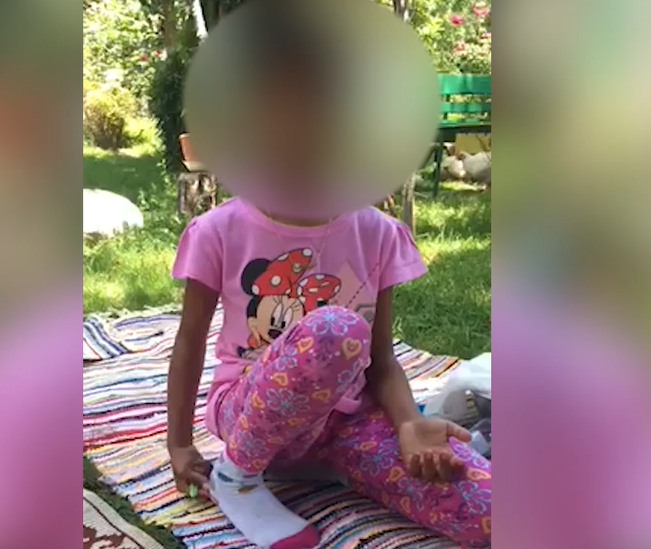 ballet Goneryl thief VIDEO Familia adoptivă a fetiței de 8 ani din Baia de Aramă publică noi  imagini cu aceasta pentru a arăta protestatarilor că este bine - HotNews.ro