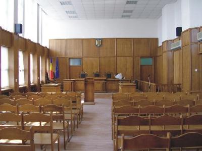 Sala de tribunal din Romania
