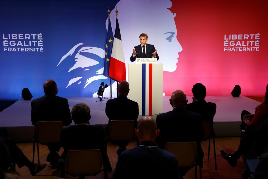 image-2020-10-2-24325270-70-emmanuel-mac