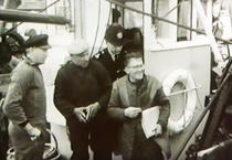 Victor Depaepe (dreapta) in momentul arestarii sale