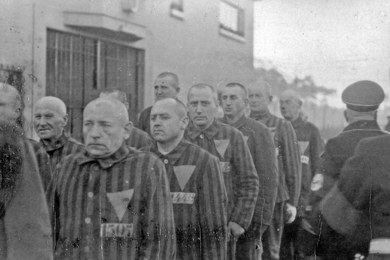 Prizonieri in lagarul nazist Sachsenhausen