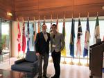 Andrei a decis să studieze diplomație (în loc de medicină) în urma întâlnirii cu dl Ian Trites, consilier politic la Ambasada Canadei 