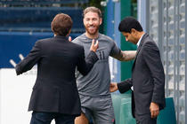 Sergio Ramos, alturi de oficialii lui PSG