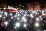 Demonstraţii în Polonia după moartea Izabelei