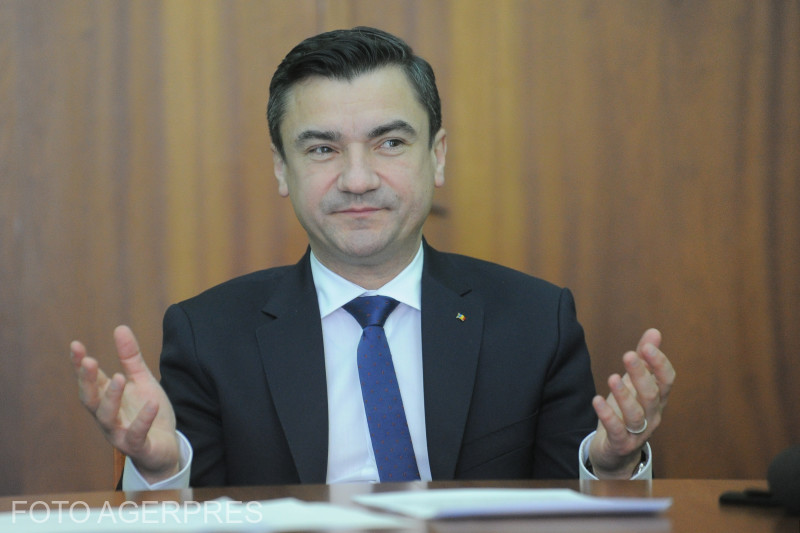 Schimb de replici la Iași între un secretar de stat şi primar: Iaşiul riscă să piardă o finanţare de 37 milioane de lei. Primarul: Sunteţi zero barat