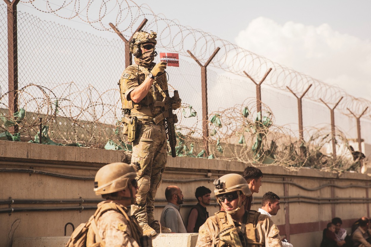 Danemarca include femeile în serviciul militar obligatoriu în vederea întăririi armatei sale