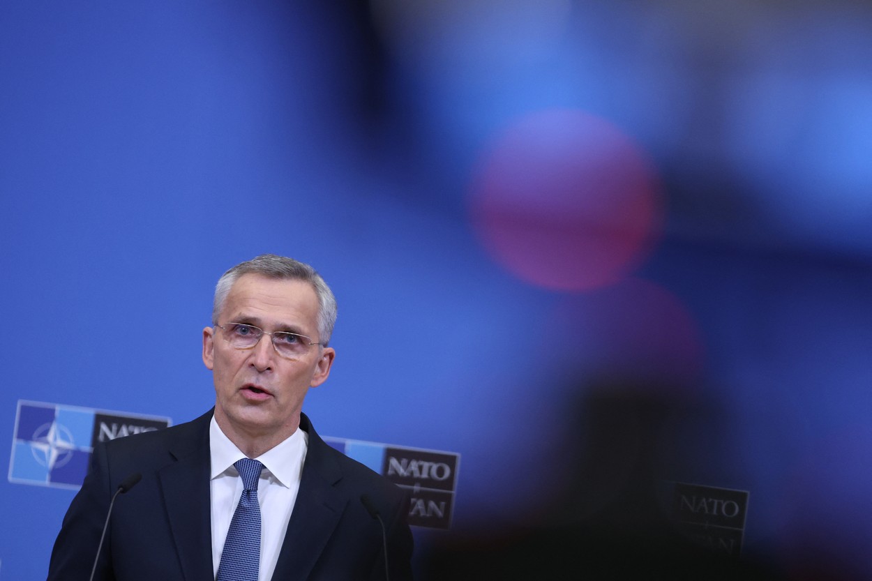 Șeful NATO: Rusia știe că vor fi „consecințe severe” dacă va folosi arme nucleare în Ucraina