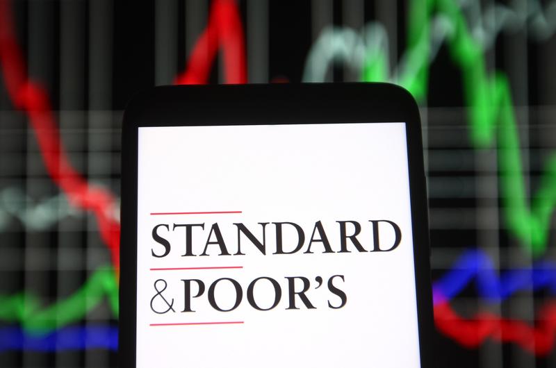 Standard& Poor s