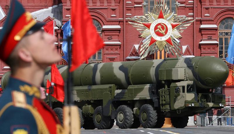 Racheta balistica intercontinentala la o parada din Piata Rosie, Moscova