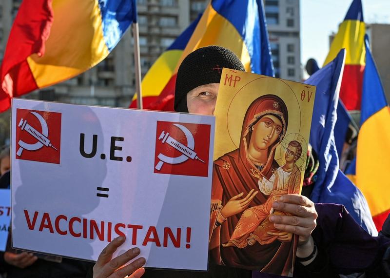 Protest anti-vaccin anti restrictii in Romania