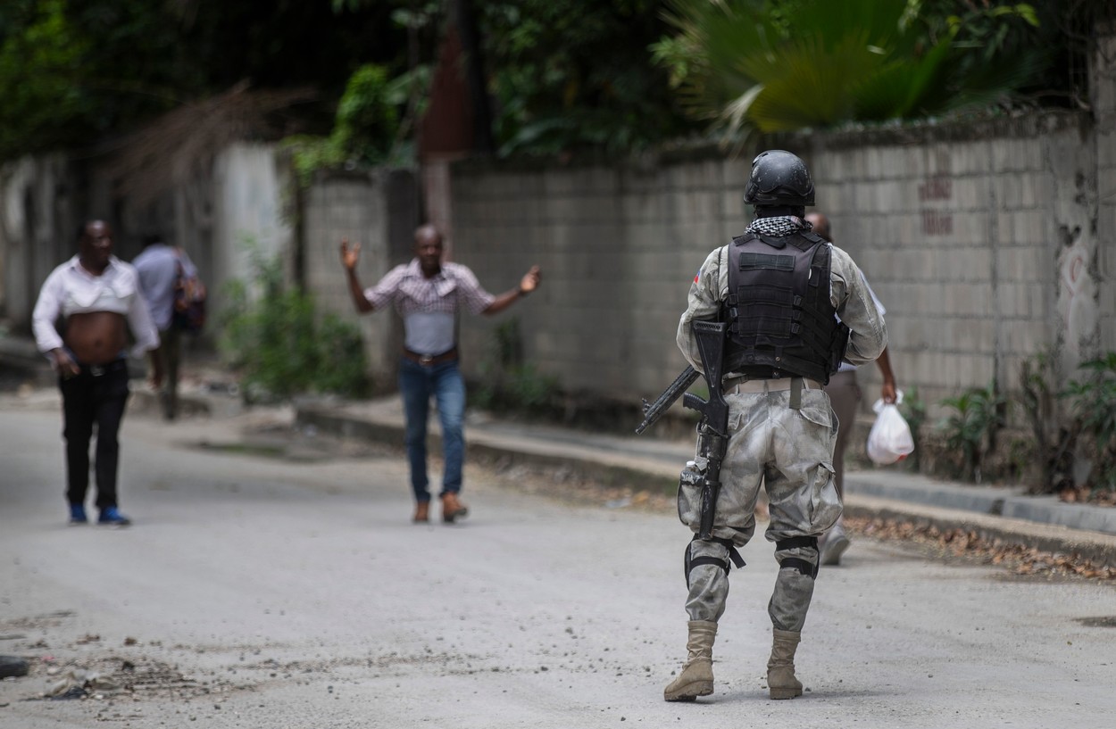Haiti: Un diplomat dominican răpit de o bandă criminală