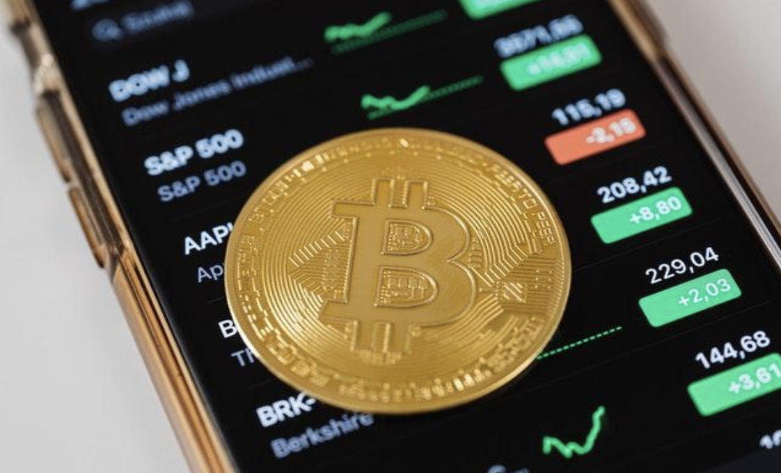 investiți sau nu în bitcoin