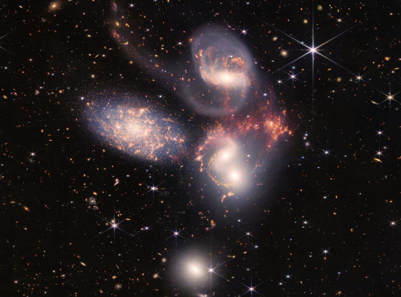 Cvintetul lui Stephan, imagine captata de telescopul James Webb
