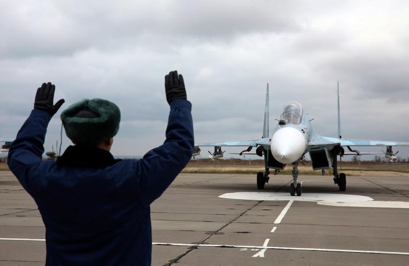 Aeroport militar rus Belbek din Crimeea