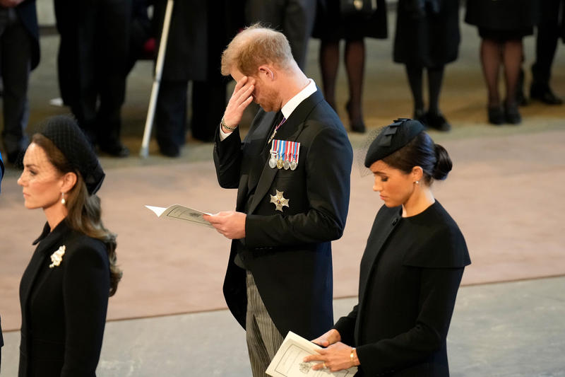 Harry și Megan la ceremonia funerară a Elisabetei a II-a