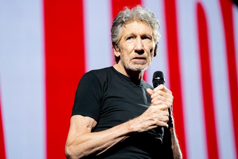 VIDEO Roger Waters under police investigation after wearing Nazi uniform at concert in Berlin