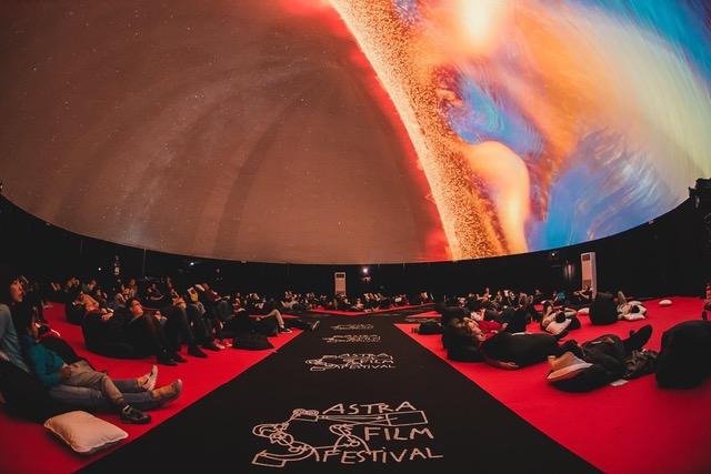 Astra Film Festival aduce din nou cinematograful tip Dom în Piața Mare din Sibiu
