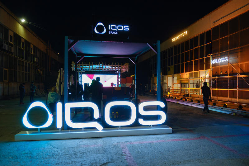 IQOS susține noua generație de artiști