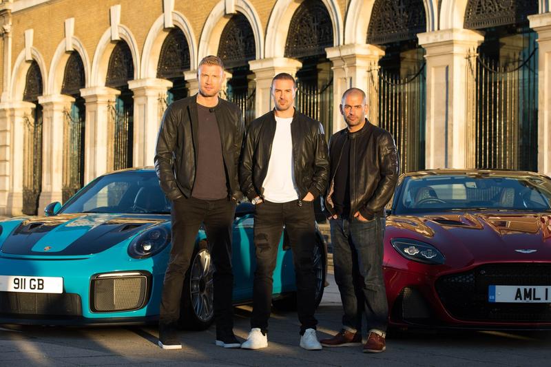 Prezentatorii „Top Gear”: Andrew Flintoff, Paddy McGuinness si Chris Harris 