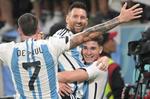 Lionel Messi, bucurie alaturi de colegi la CM 2022 Qatar