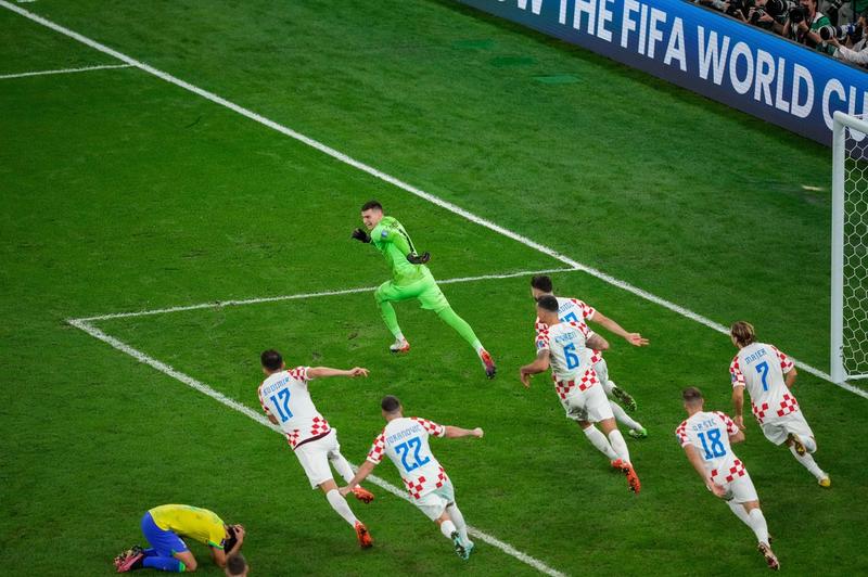 Bucuria jucatorilor Croatiei dupa eliminarea Braziliei de la CM 2022 Qatar