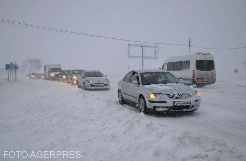 terrorism Have a picnic crane Amenda pe care o riscă șoferii care nu au anvelope de iarnă - HotNews.ro
