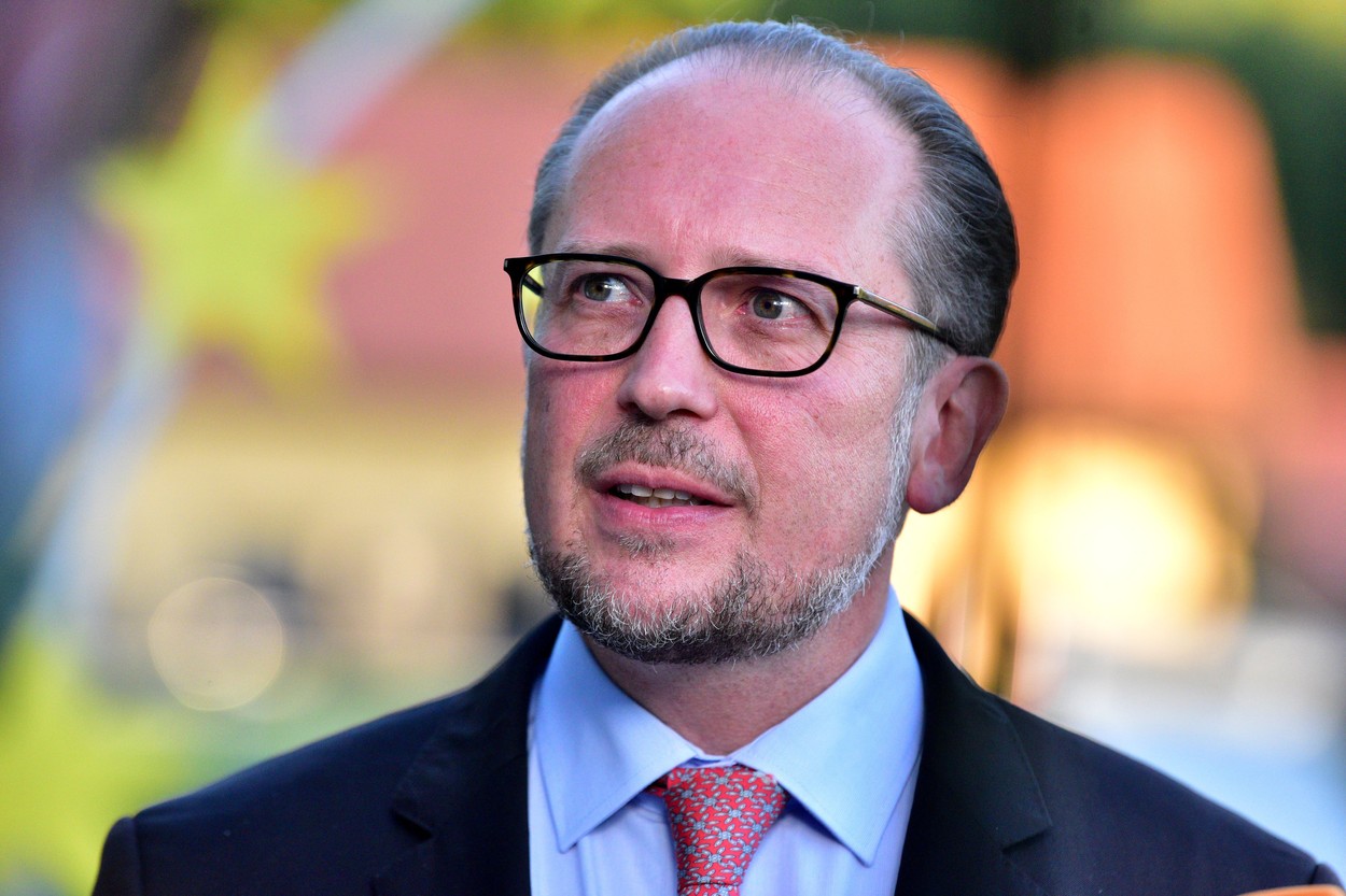 Ministrul austriac de externe s-a întâlnit cu Serghei Lavrov la reuniunea celui mai mare organism de securitate din lume