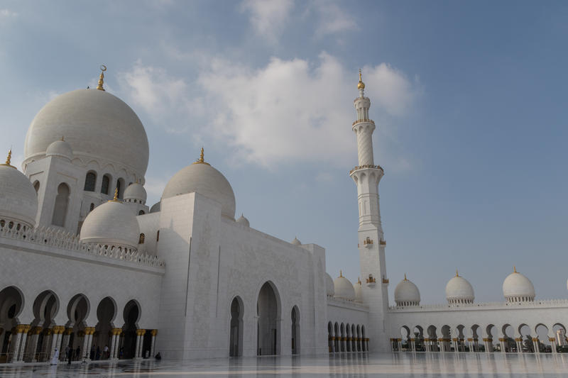 Marea moschee din Abu Dhabi