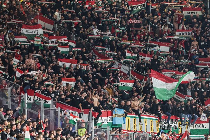 Suporterii nationalei de fotbal a Ungariei