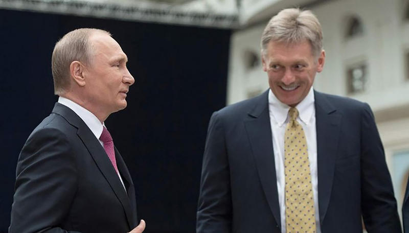 Vladimir Putin si Dmitri Peskov