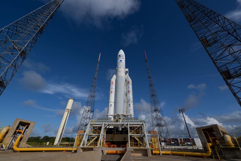 Racheta Ariane 5 si sonda JUICE