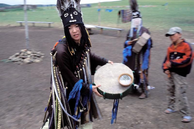 șaman mongol