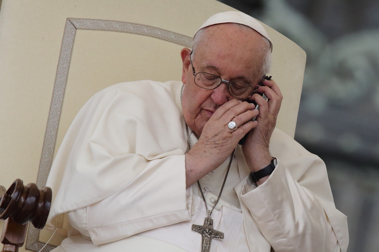 imagine-2023-05-17-26272557-0-papa-francis
