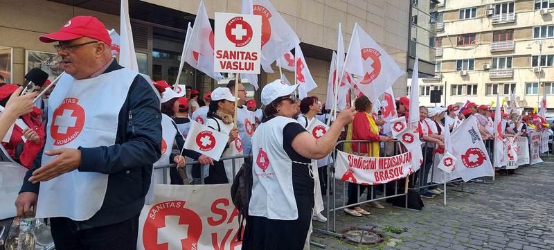 Protest Sanitas în fața Ministerului Sănătății