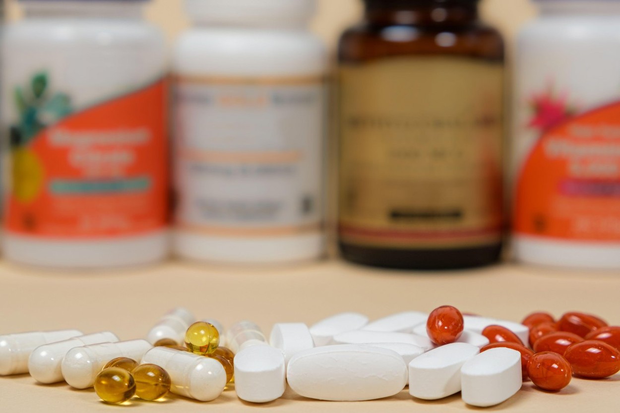EMA a recomandat autorizarea a 12 noi medicamente în Uniunea Europeană - LISTĂ