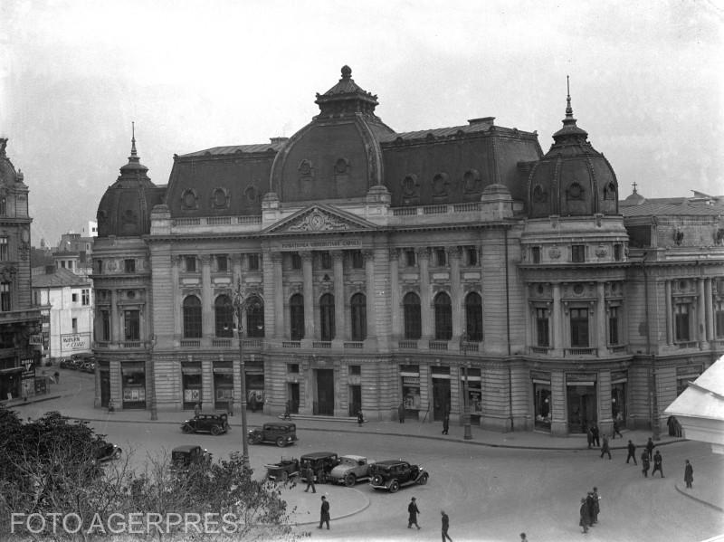 Clădirea Fundației Carol I din Piața Palatului, în prezent sediul Bibliotecii Centrale Universitare